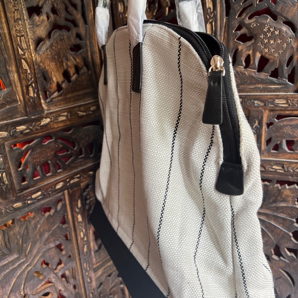 Perennials Tote Bag New - Picture 6 of 9